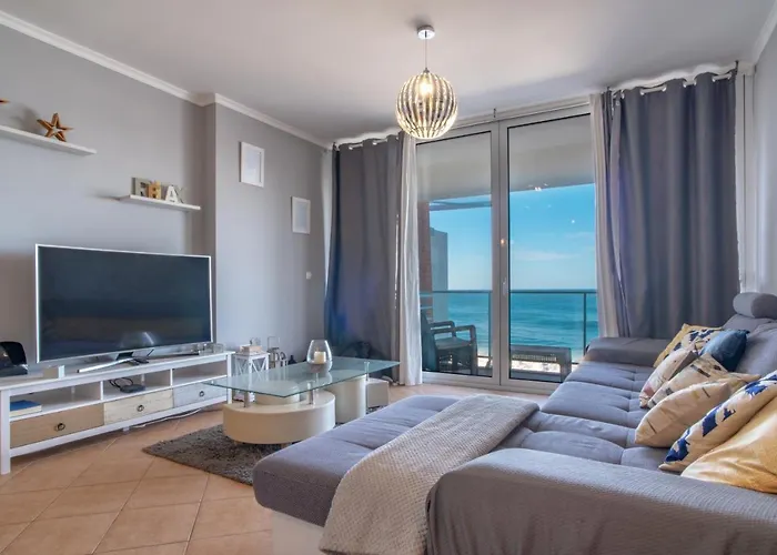 7 On * Paul do Mar (Madeira)